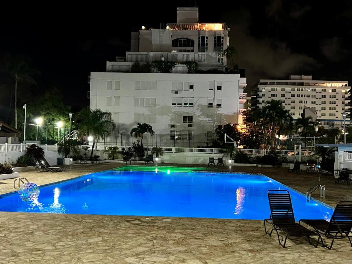 Beachfront Tropical Tantra Apartment San Juan Luaran gambar