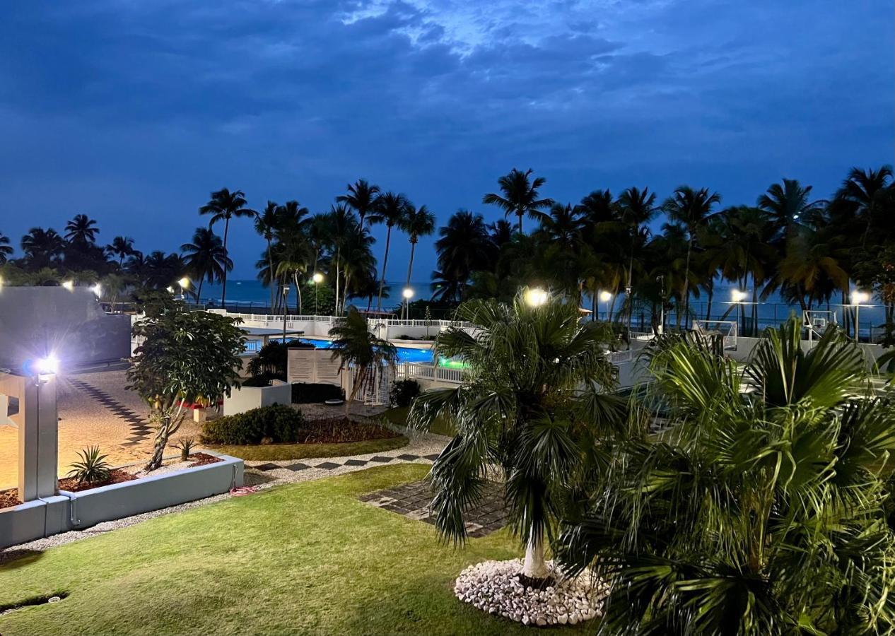 Beachfront Tropical Tantra Apartment San Juan Luaran gambar