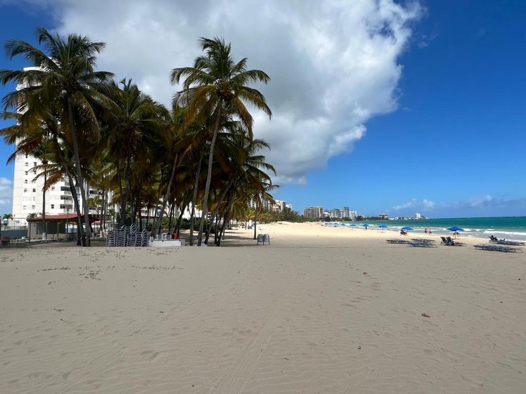 Beachfront Tropical Tantra Apartment San Juan Luaran gambar