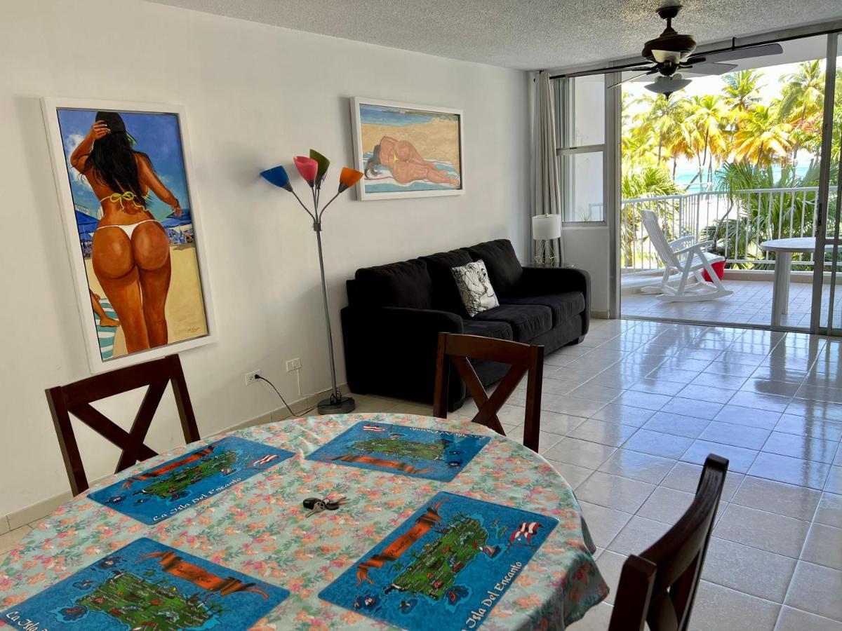 Beachfront Tropical Tantra Apartment San Juan Luaran gambar