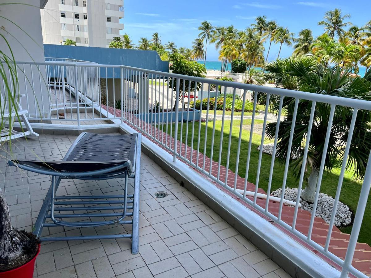 Beachfront Tropical Tantra Apartment San Juan Luaran gambar