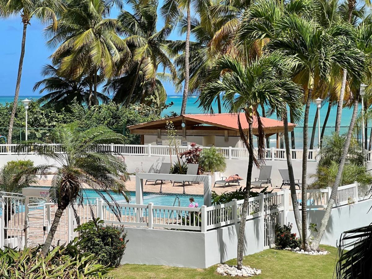 Beachfront Tropical Tantra Apartment San Juan Luaran gambar