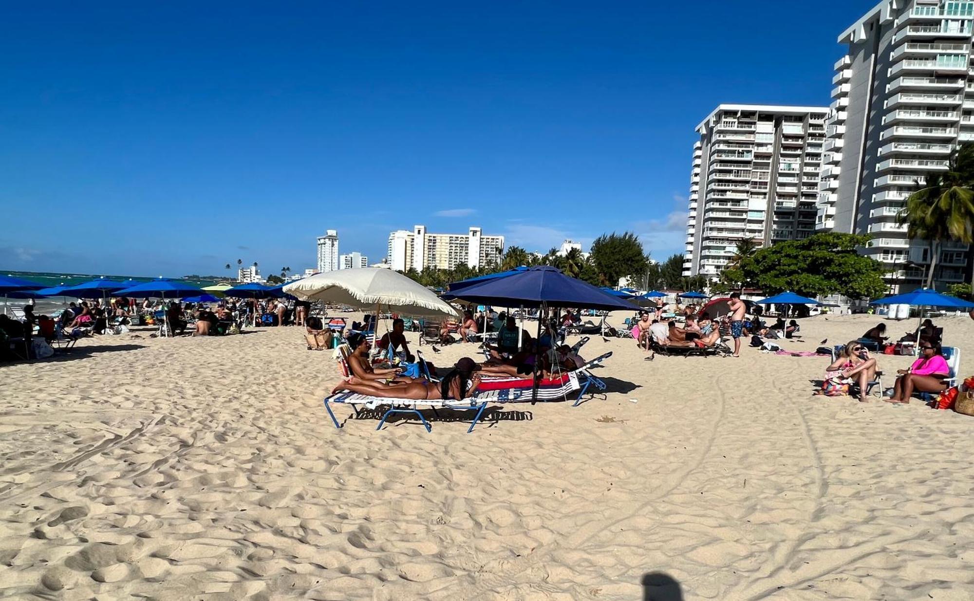 Beachfront Tropical Tantra Apartment San Juan Luaran gambar