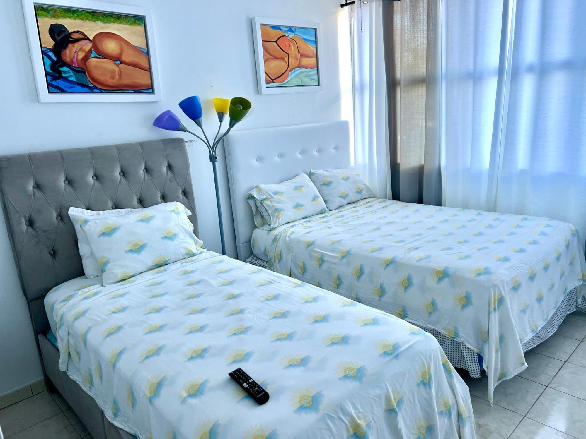 Beachfront Tropical Tantra Apartment San Juan Luaran gambar