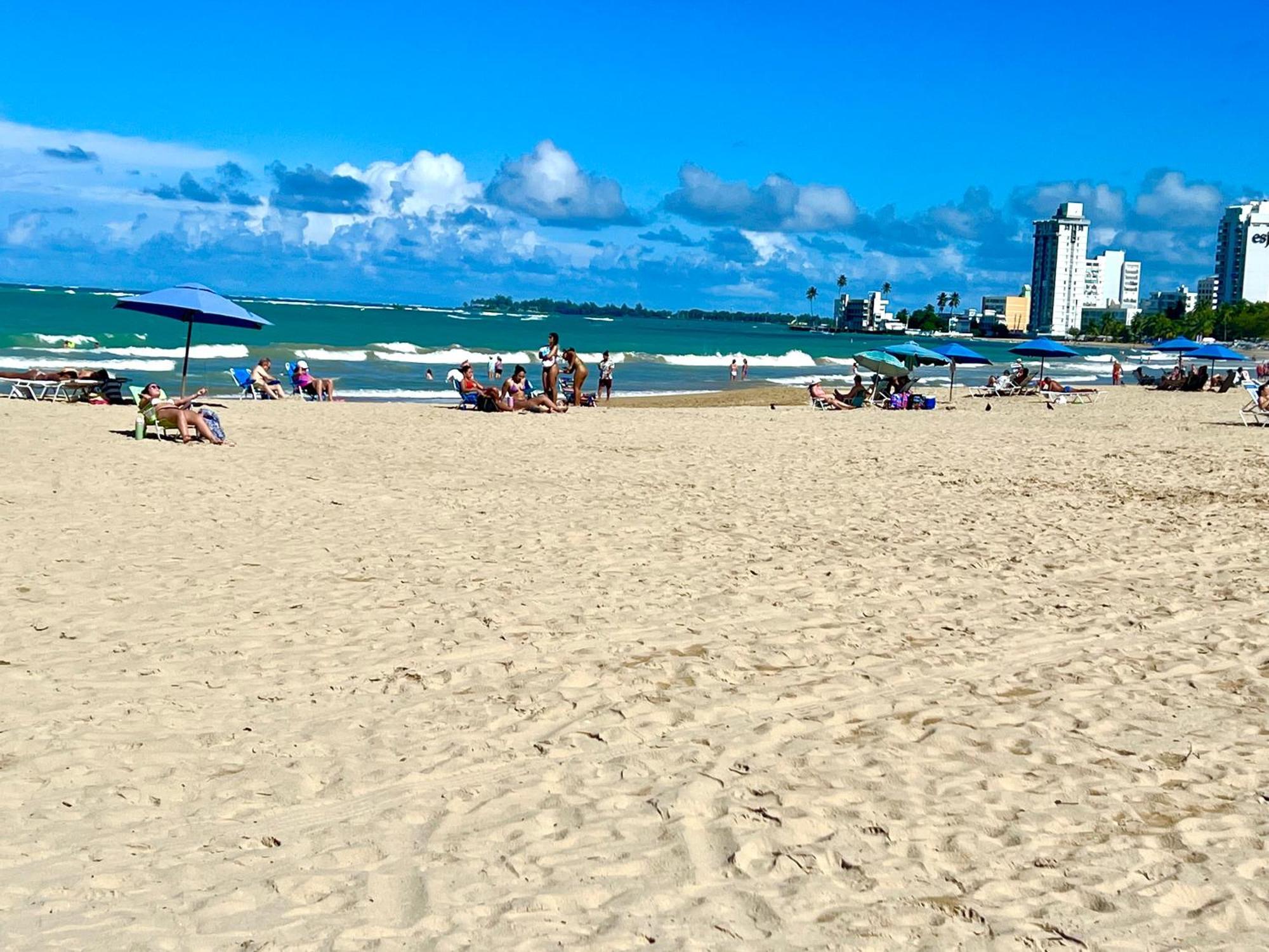 Beachfront Tropical Tantra Apartment San Juan Luaran gambar